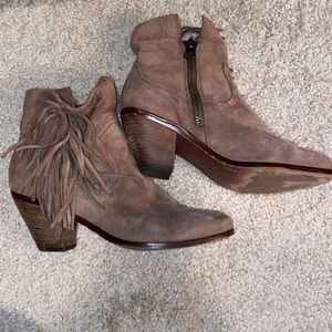 Sam Edelman Fridge Cowboy Booties